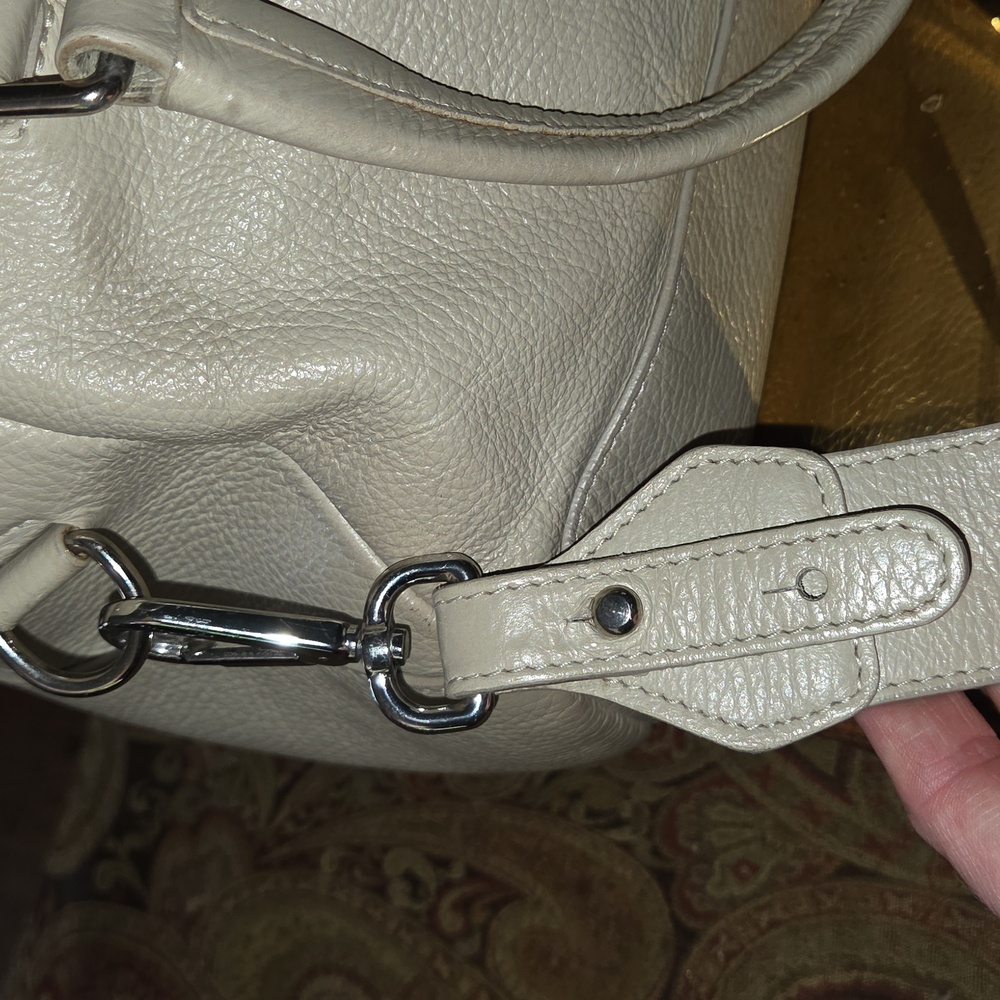 Furla Tan/beige Italian Leather large Shoulderbag Satchel Great Condition. - Picture 15 of 16
